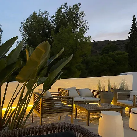 La Careza De - Adults Only Mijas